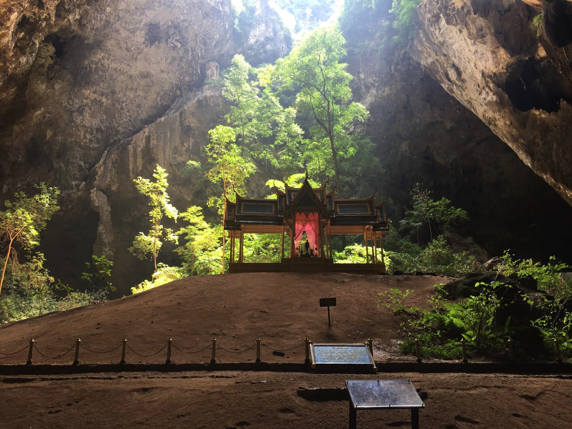 Khao Luang Caves