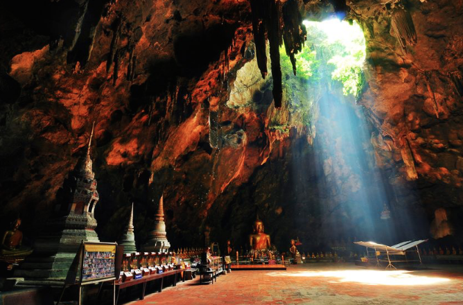 Khao Luang Petchaburi Caves