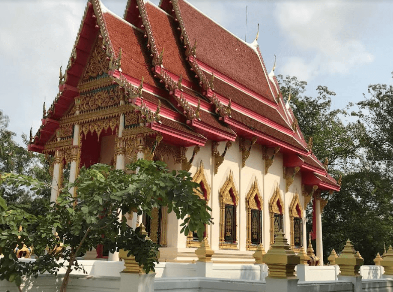 Temple at Wat Huay Monkol