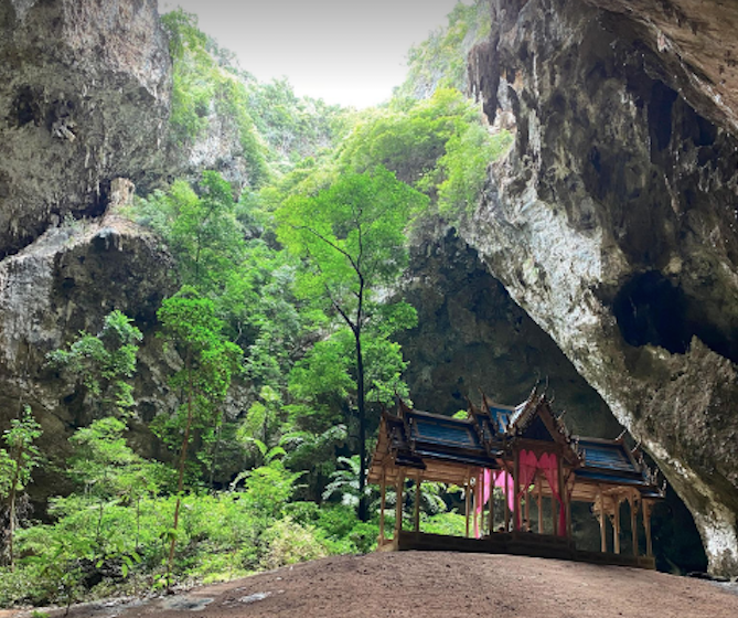 Pavilion at bottom of cave
